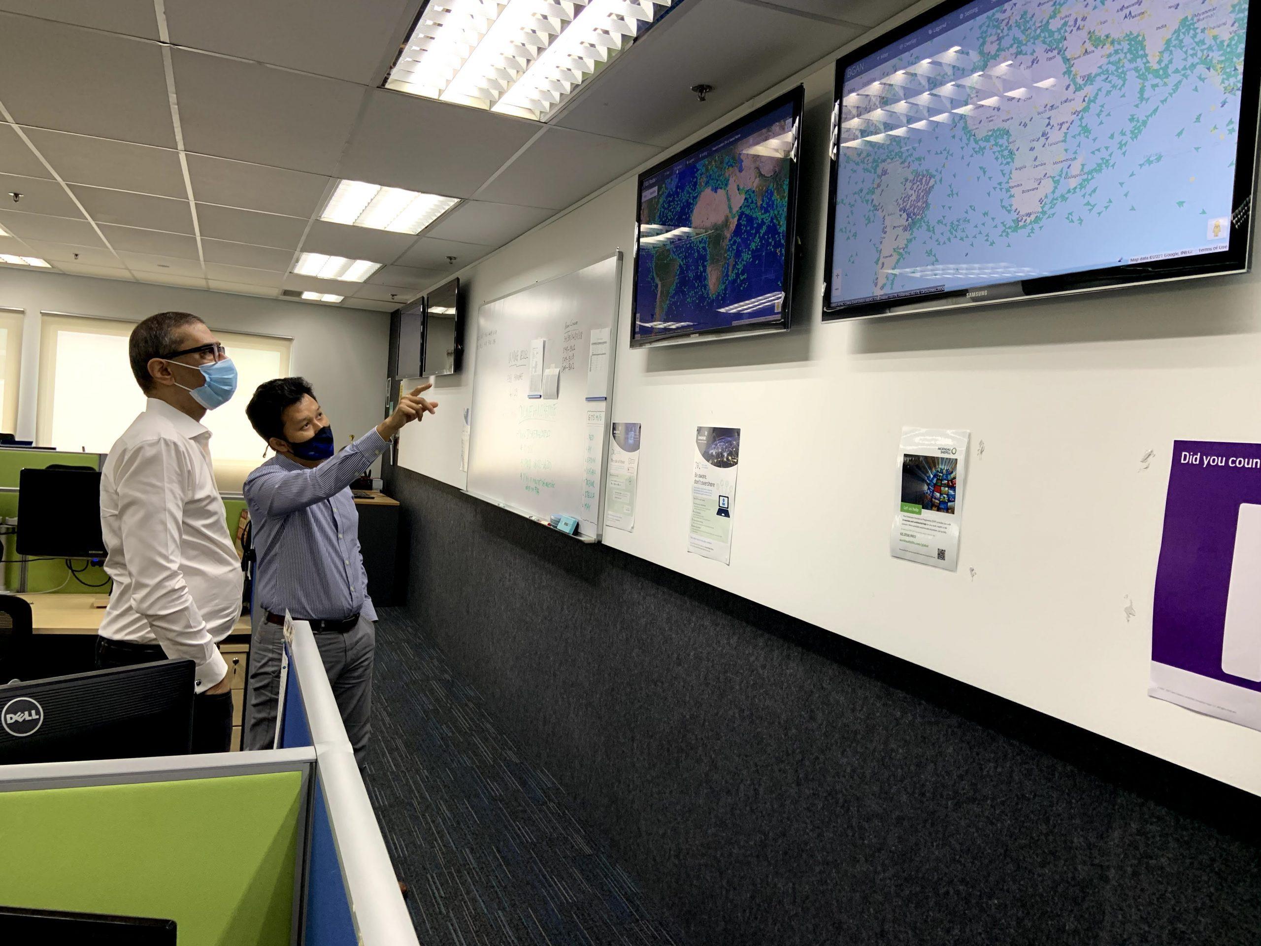 Inmarsat CEO Rajeev Suri Visits Singapore Facility