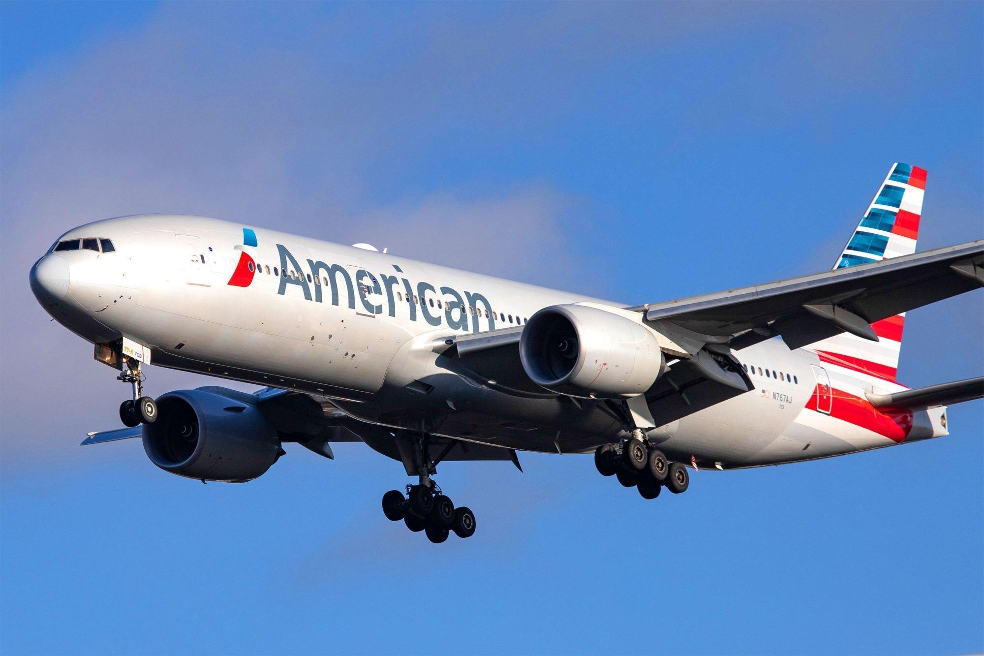 American Airlines Cancels 1,500 Flights, Delays Another 1,000