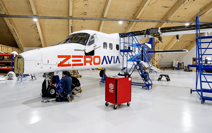 ASL Aviation Holdings Signs Deal with ZeroAvia for Zero Emission Freight Operations