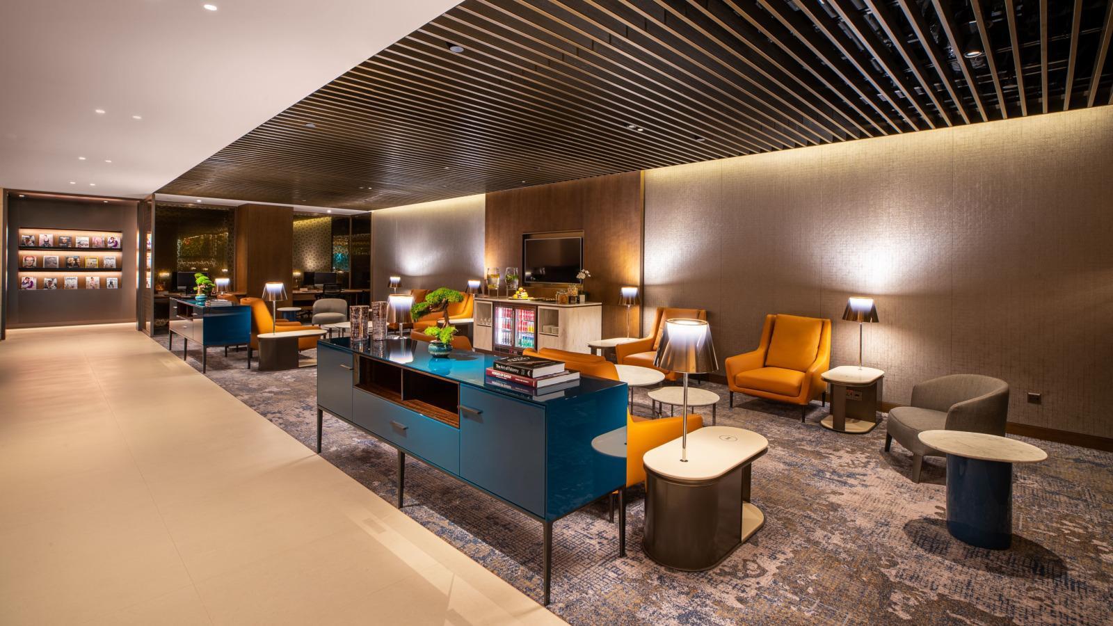 Qatar Airways Opens Premium Lounge At Changi Airport
