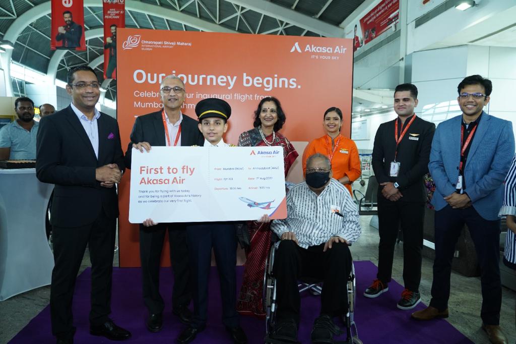 India’s newest airline, Akasa Air has commenced operations.