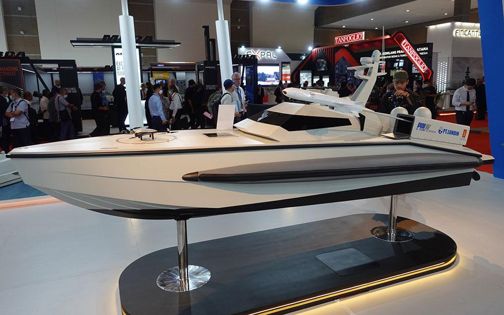 Lundin Reveals X-33 Light Strike Boat / USV combo