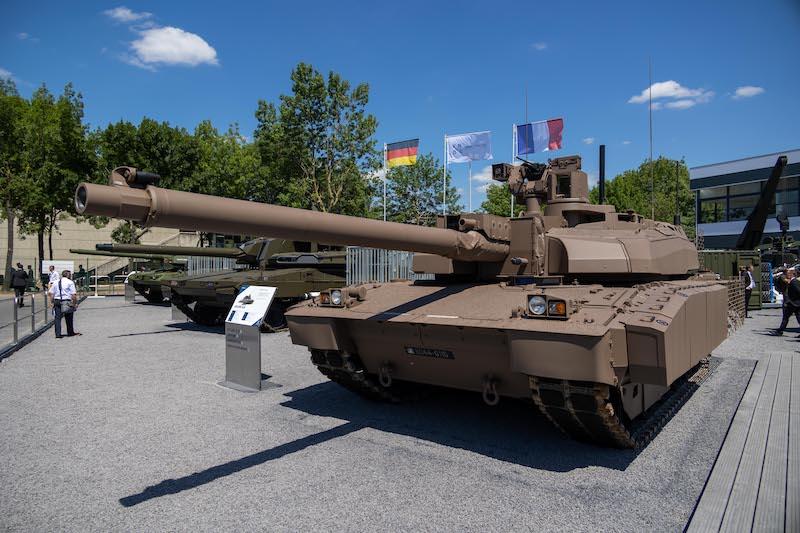 Nexter Receives New Order for Renovated Leclerc MBTs 