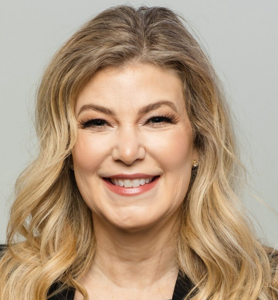 Boeing Names Stephanie Pope Chief Operating Officer