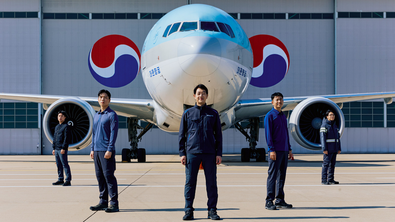 Korean Air Introduces Eco-Friendly Uniforms for Staff