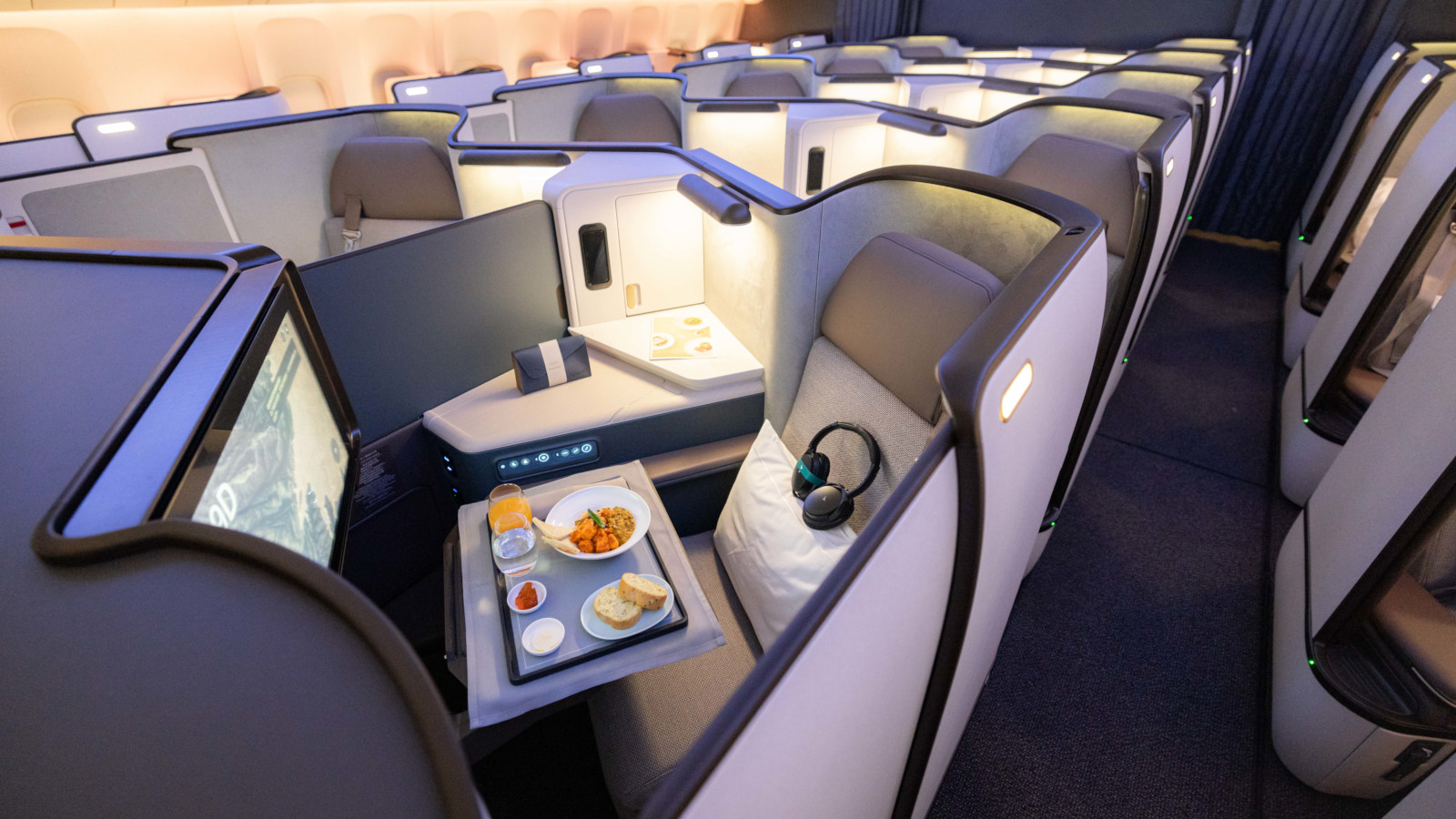 Cathay Pacific Unveils New ‘Aria Suite’ on Retrofitted 777-300ER