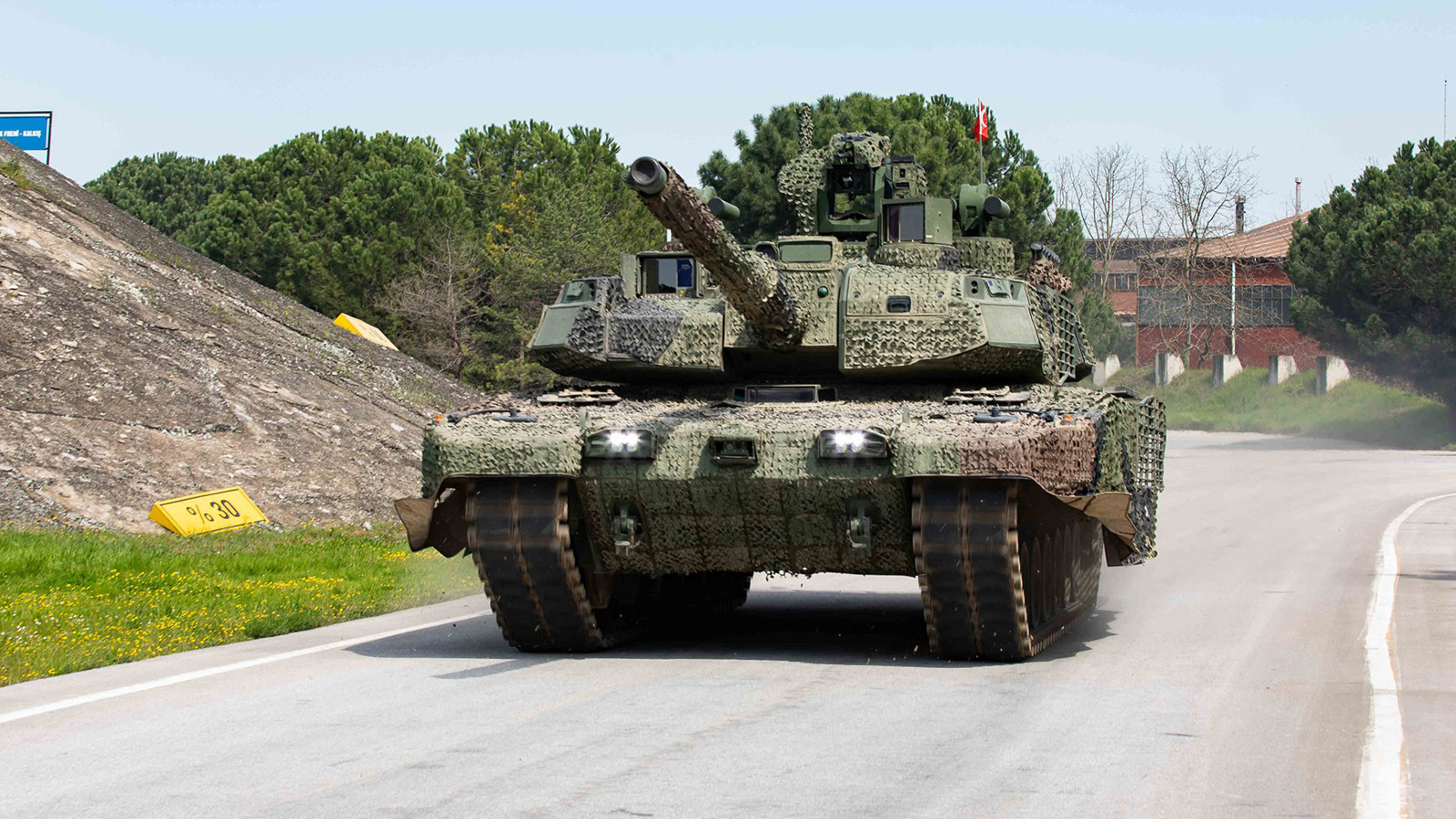 Özen İş Makina Eyeing the International Defence Market