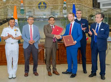 India, France Ink Major Rafale-Marine Fighter Jet Deal