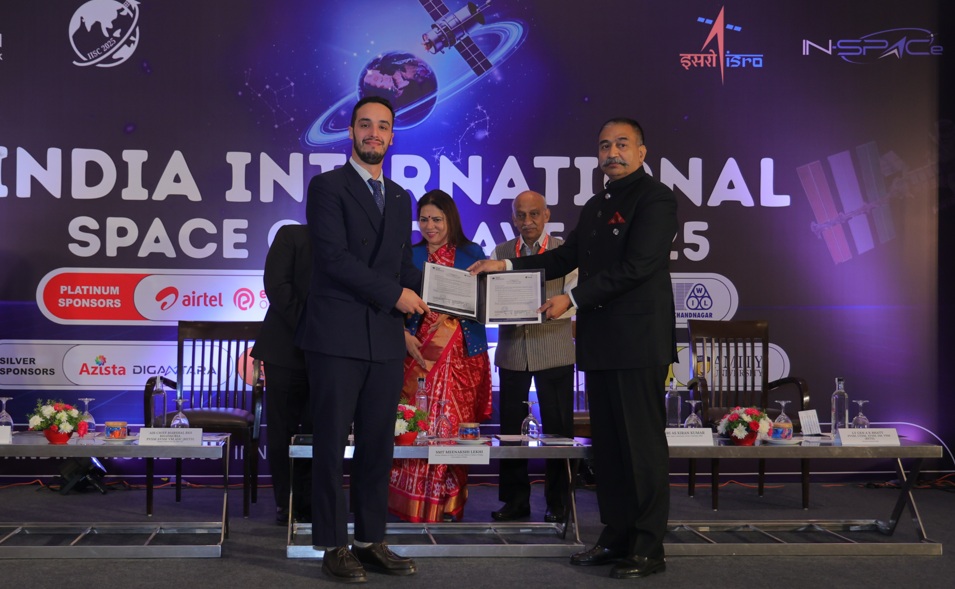 ESA signs intent agreement with Indian Space Association