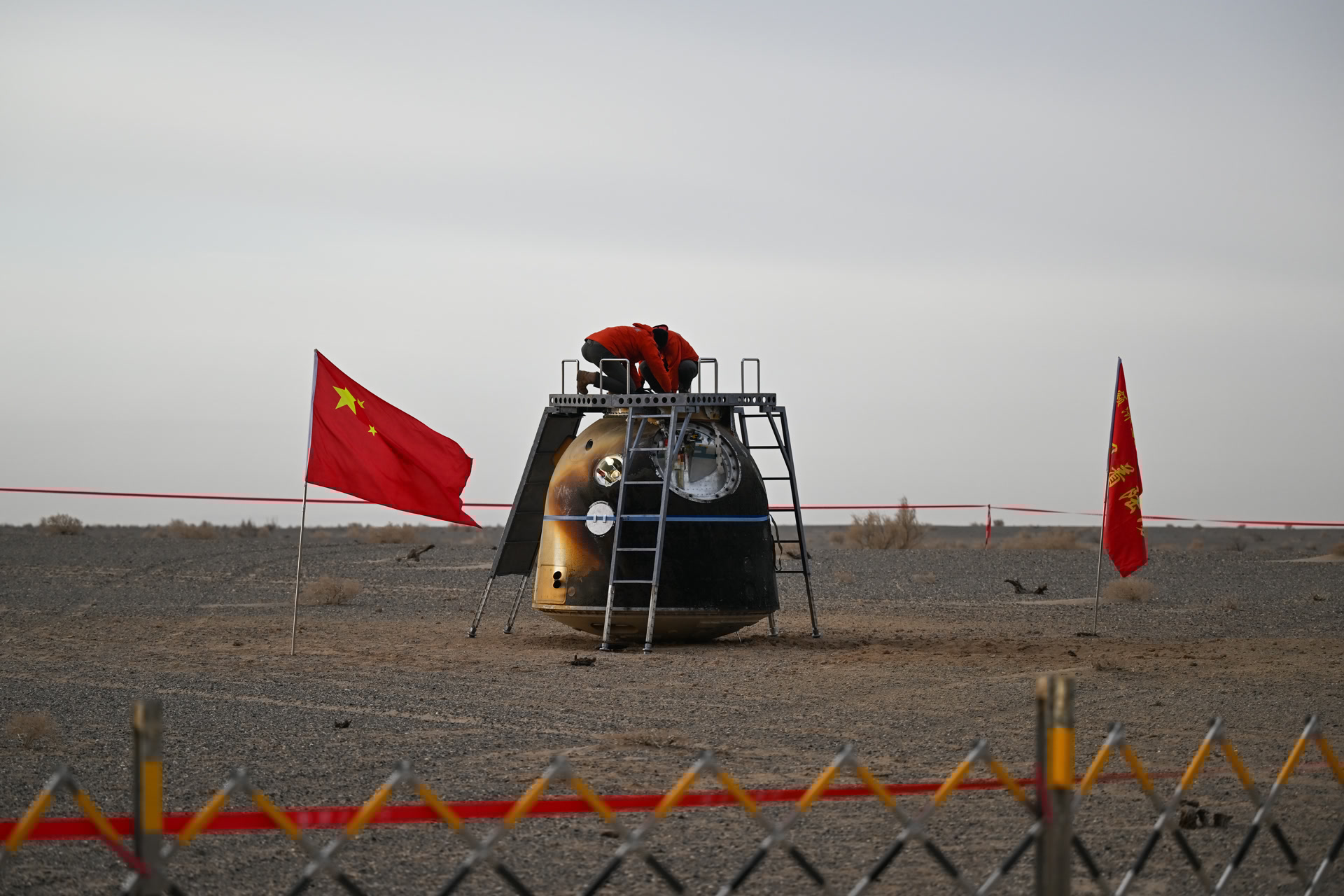 China’s Shenzhou-20 Completes Unmanned Return After Debris Repair