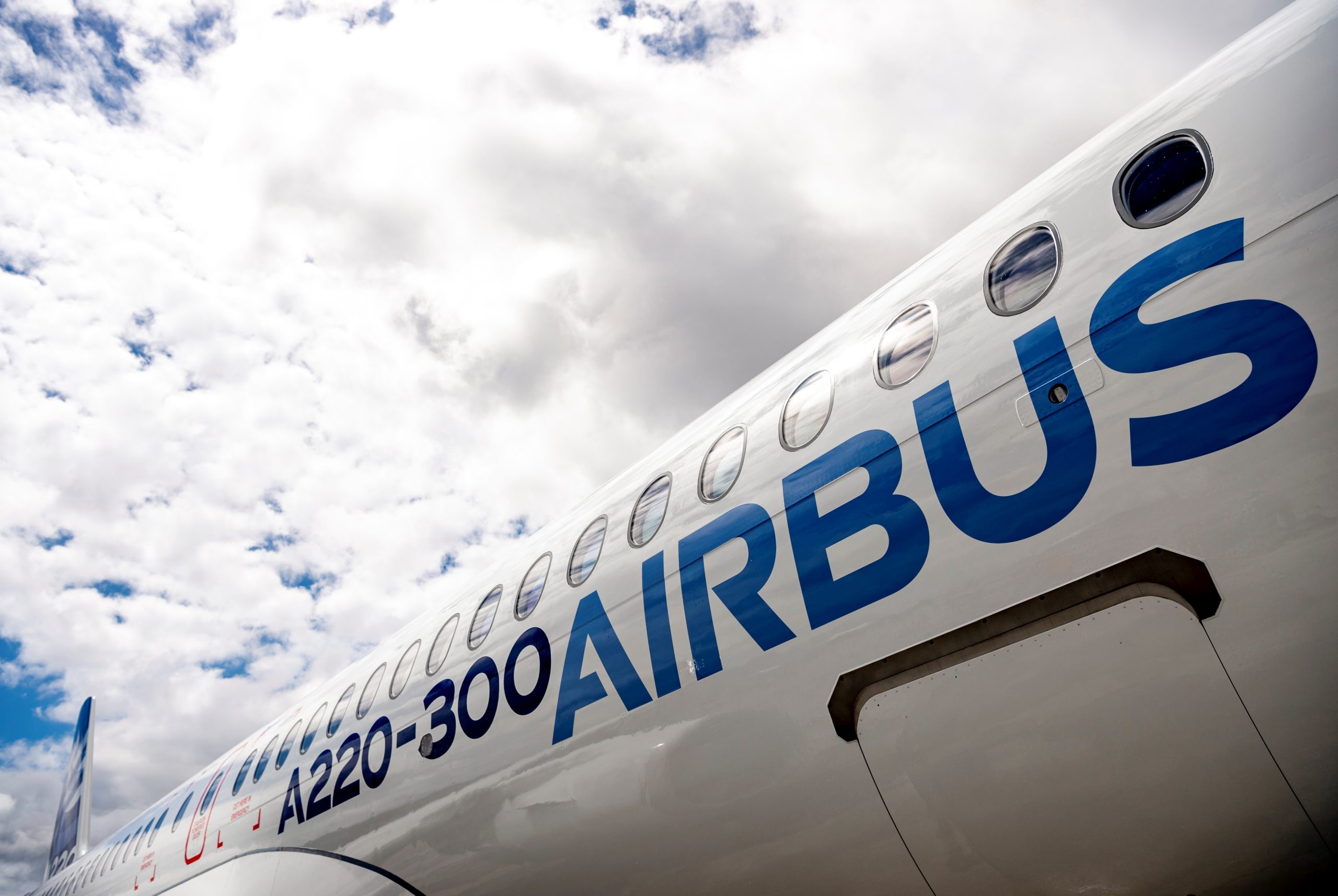 Airbus Closes in On Landmark 100-jet A220 Deal with AirAsia