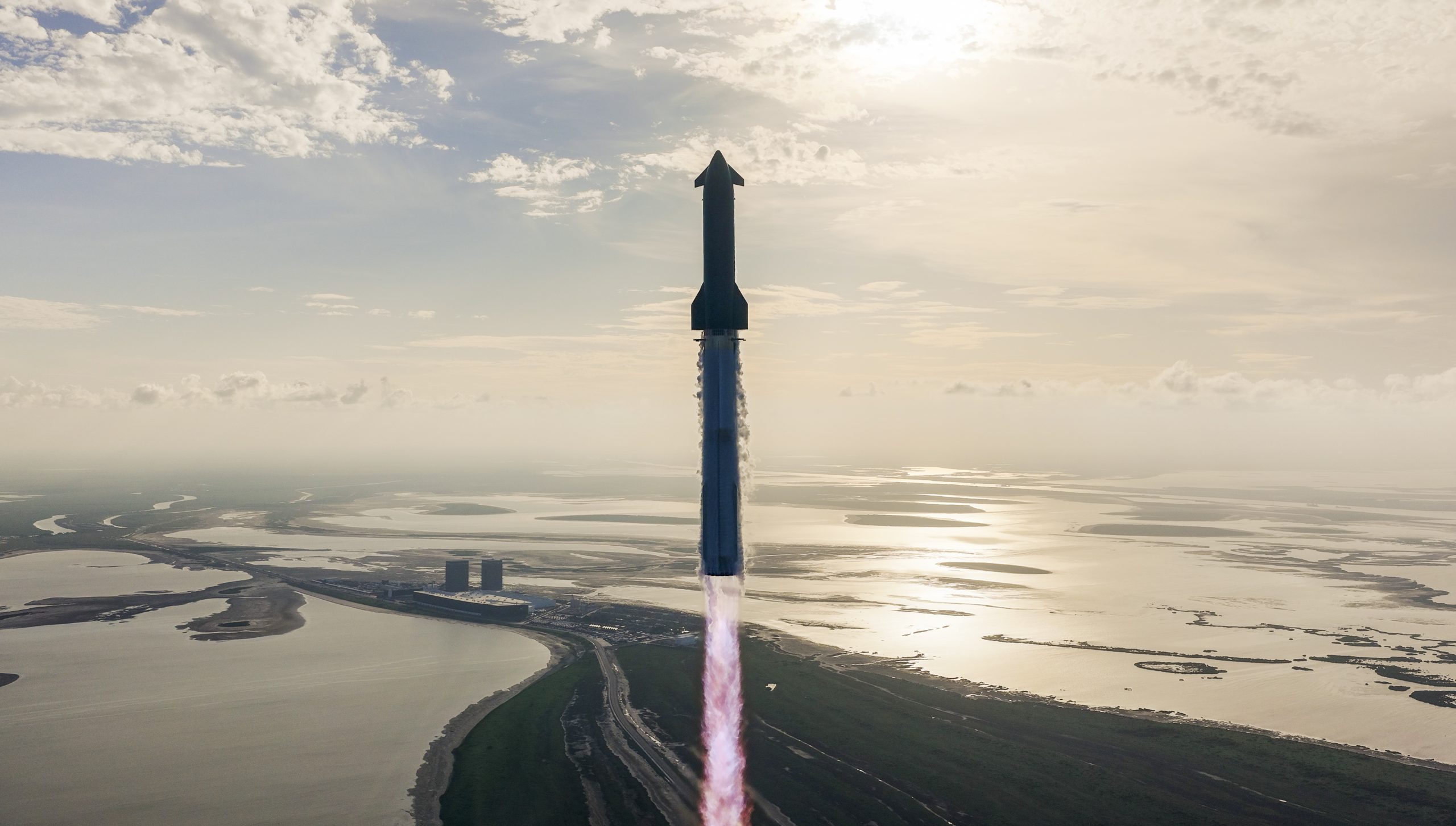 SpaceX Eyes Strategic Mergers Ahead of Landmark Float