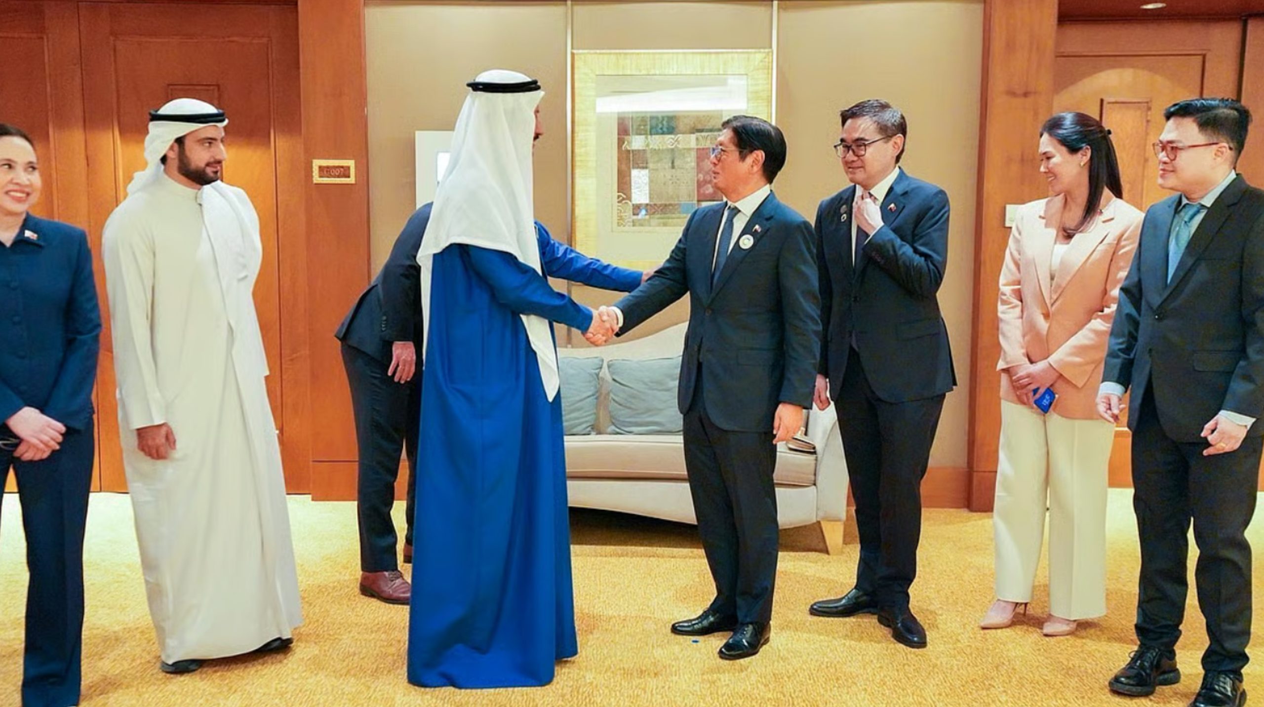 Philippines Signs Defense deal with UAE