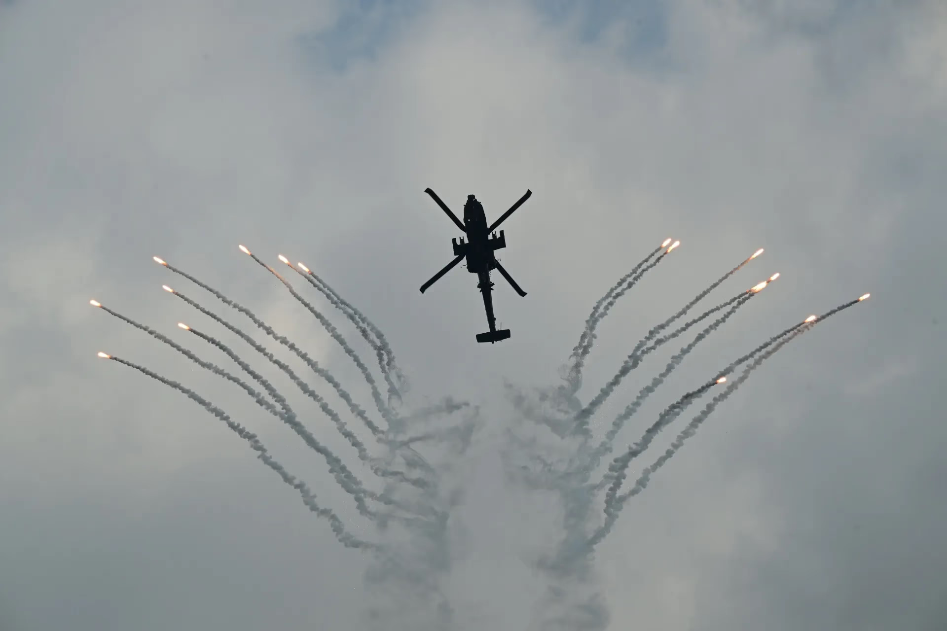 RSAF Integrated Aerial Display a Showstopper