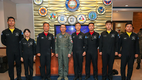 PAF, Matagumpay na Pinangasiwaan ang Stopover ng ROKAF ‘Black Eagles’ sa Clark