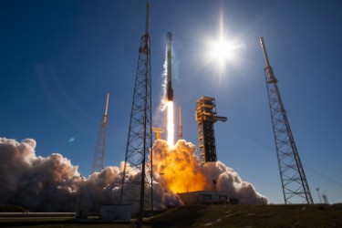 Amazon buys 10 more Falcon 9 launches to accelerate LEO broadband constellation