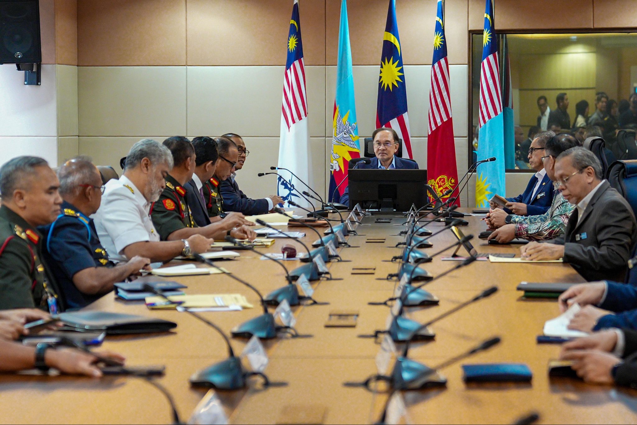 Malaysia Lepas Sekatan Dana Perolehan Pertahanan