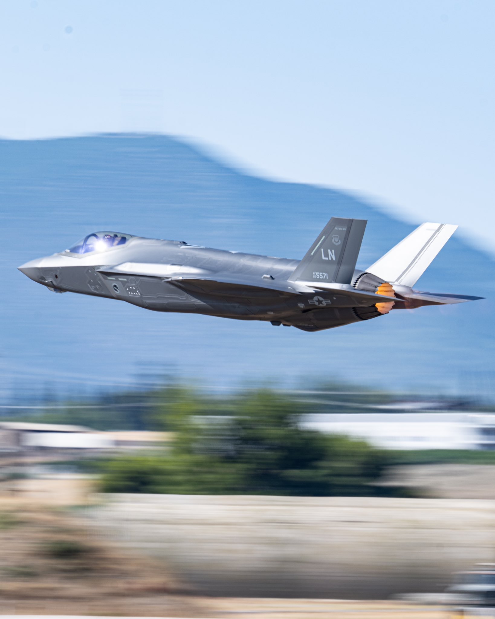 Pentagon Proposes Major F-35 Procurement Surge