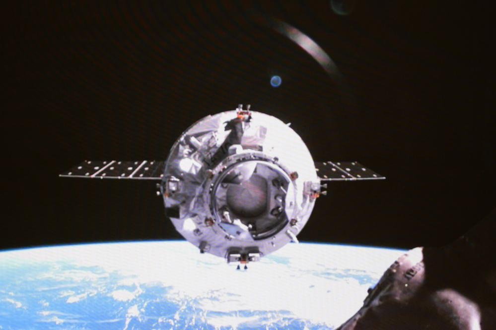 China Bolsters Tiangong Support via Tianzhou 10