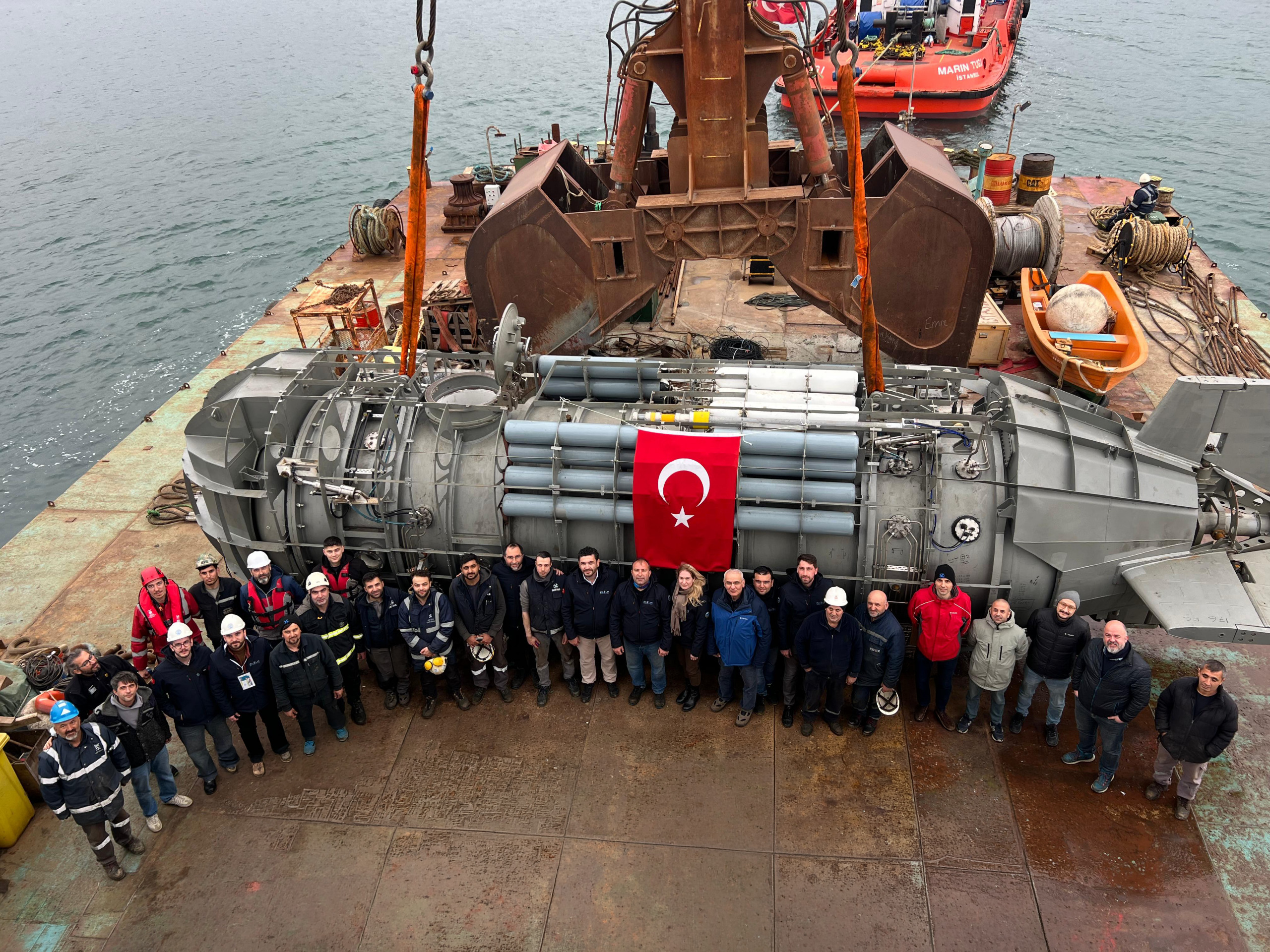 DATUM Unveils Pioneer Turkish Mini-Submarine