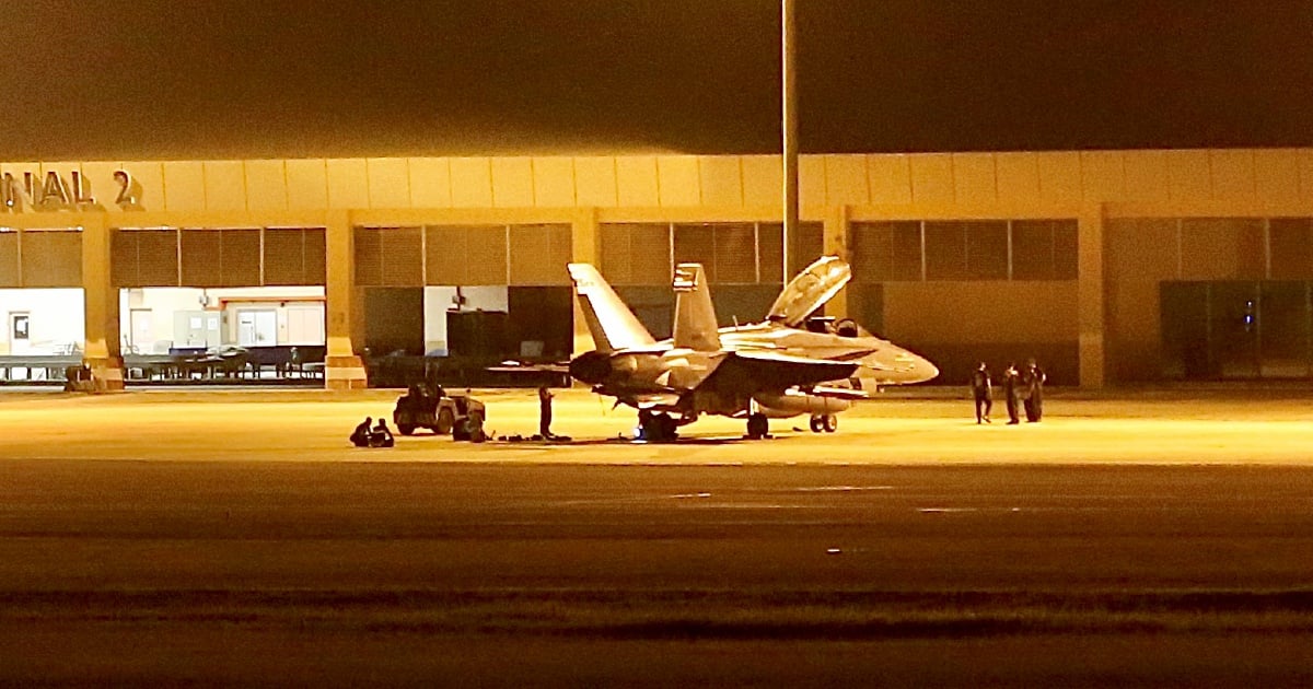 Malaysian Fighter Jet Executes Precautionary Landing