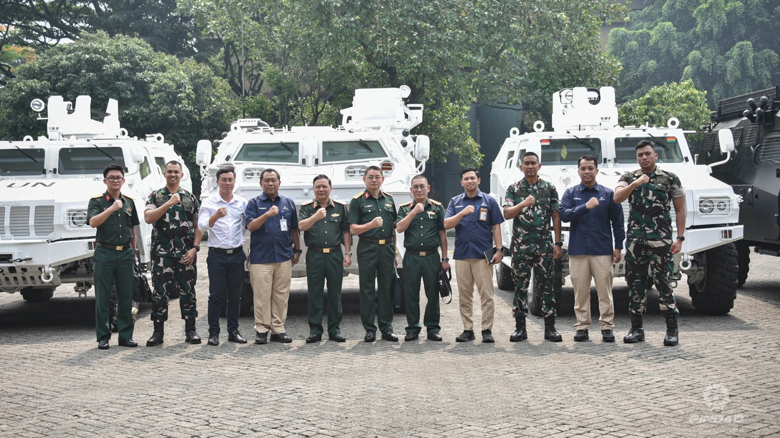 Pindad Terima Kunjungan Delegasi Militer Vietnam