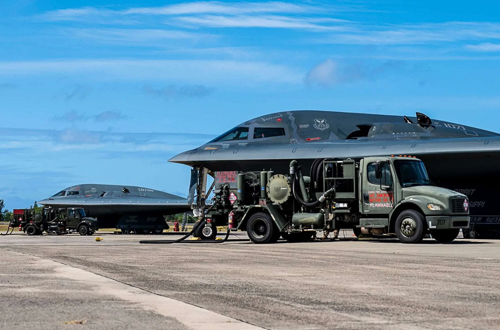 US B-2 Stealth Bombers Conduct Rapid Refueling Drill In Hawaii To Strengthen Pacific Readiness