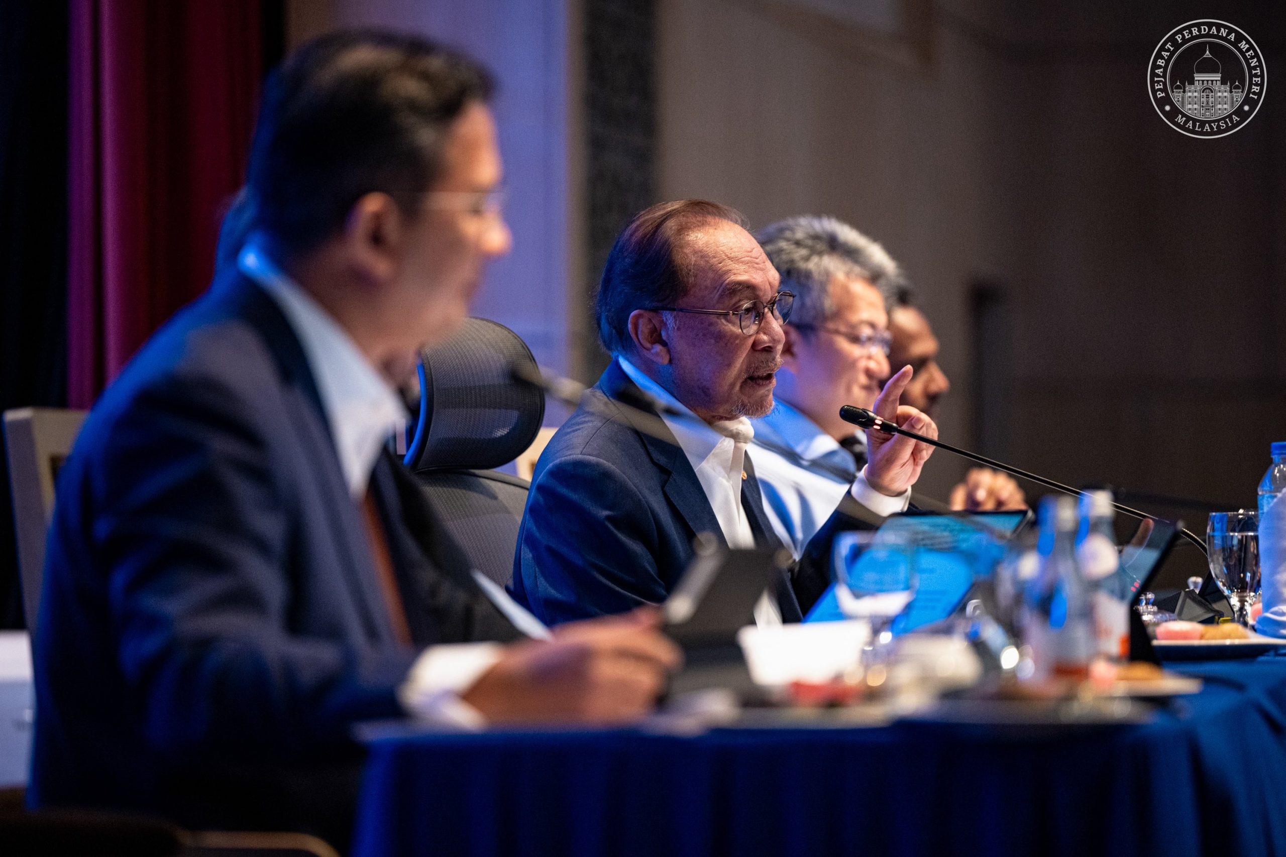 Malaysia Ramps Up Spending to Guard Sovereignty