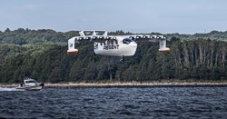 Regent Viceroy Electric Seaglider Completes First Crewed Flight