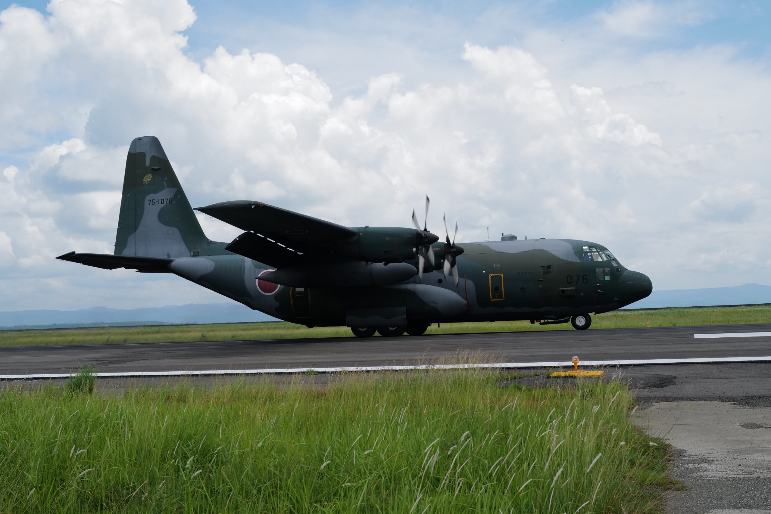 Philippines, Japan Add Night Vision Training To Joint Air Drills