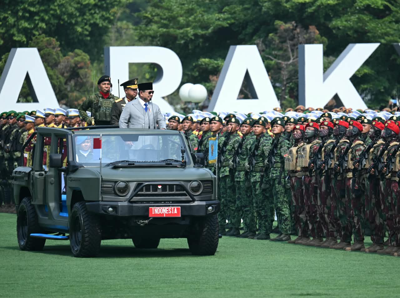 Prabowo Rasmikan 204 Unit Tentera Baharu