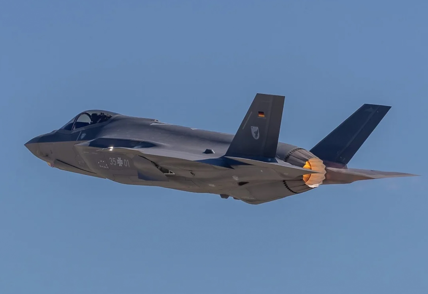 Germany’s First F-35 Arrives In Arkansas For Luftwaffe Pilot Training